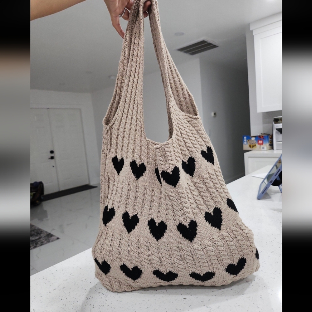 Heart tote bag